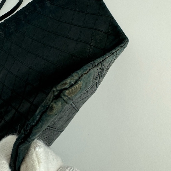 100% Authentic CHANEL Quilted Drawstring Bag Pouch Coco Mark Black - Picture 8 of 11